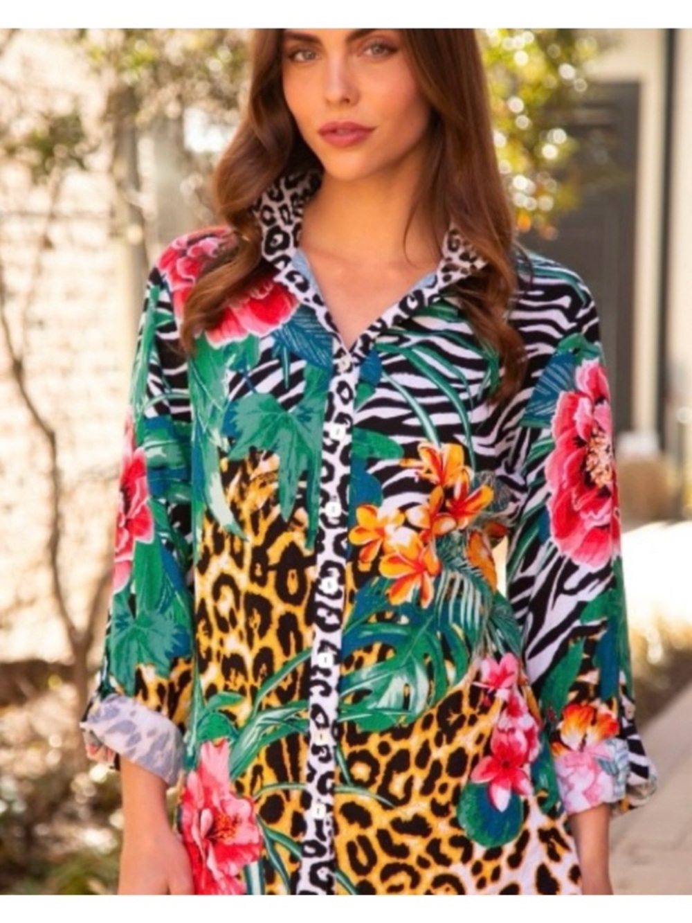 John Mark floral and animal print tunic top sz large